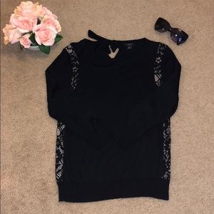🌸ANN TAYLOR: Black lace sweater with keyhole